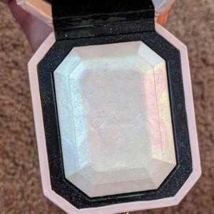 Too Faced Diamond Highlighter